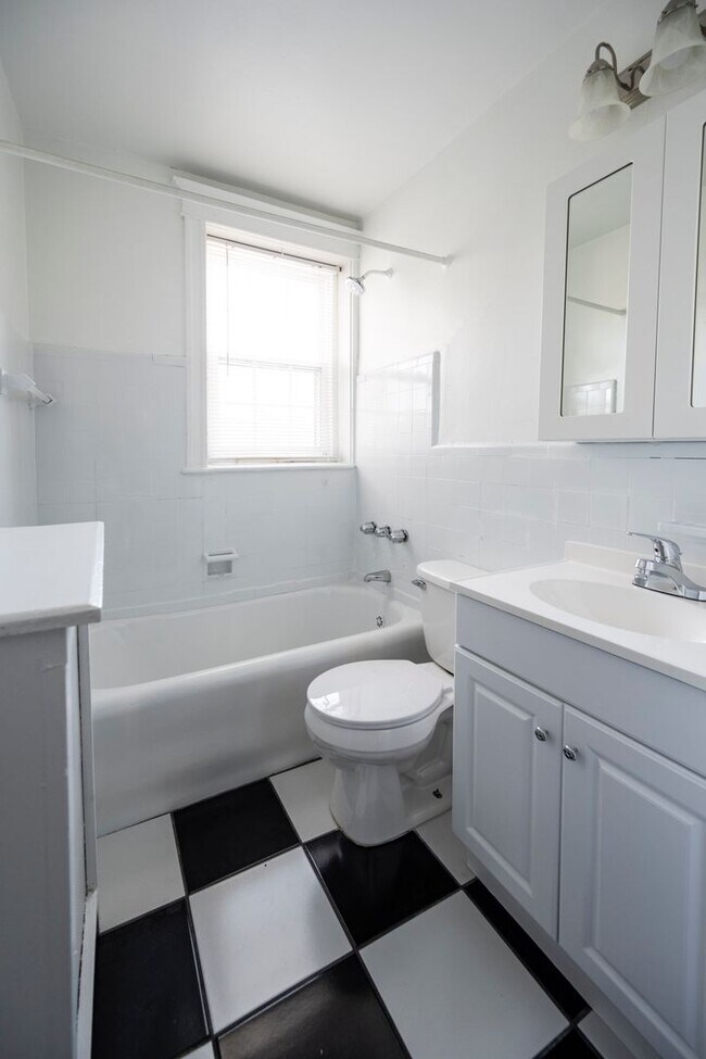 Interior Photo - Upsal Gardens Apartments- Beautiful histor...