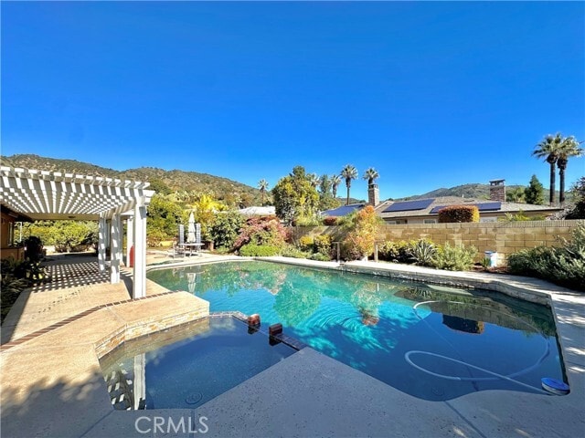 Building Photo - 968 Englewild Dr