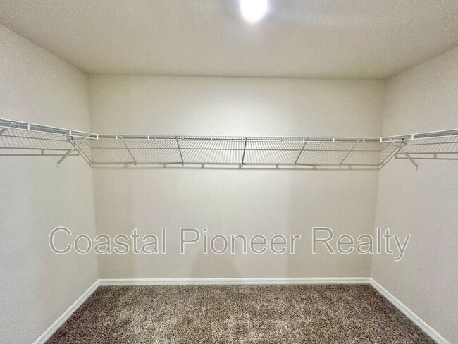 Building Photo - 34751 Telluride Ln