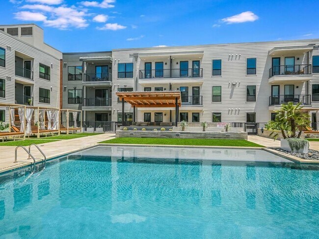 Building Photo - 1701 Simond Ave Ave