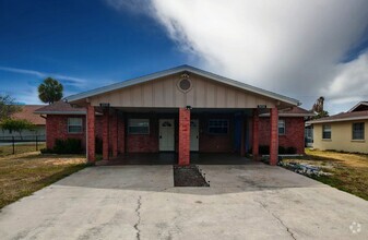 Building Photo - Welcome to Your Beautifully Updated 2-Bedr...