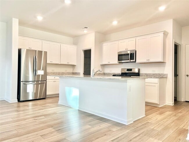 Building Photo - 1529 Hay Patch Ln