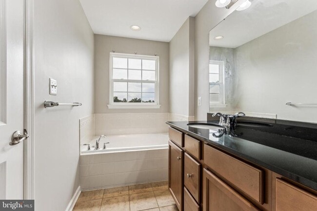 Building Photo - 3107 Alliance Ct