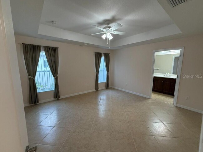 Building Photo - 4015 Cottage Hill Ave