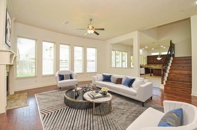 Building Photo - 28003 Iberville Glen Dr