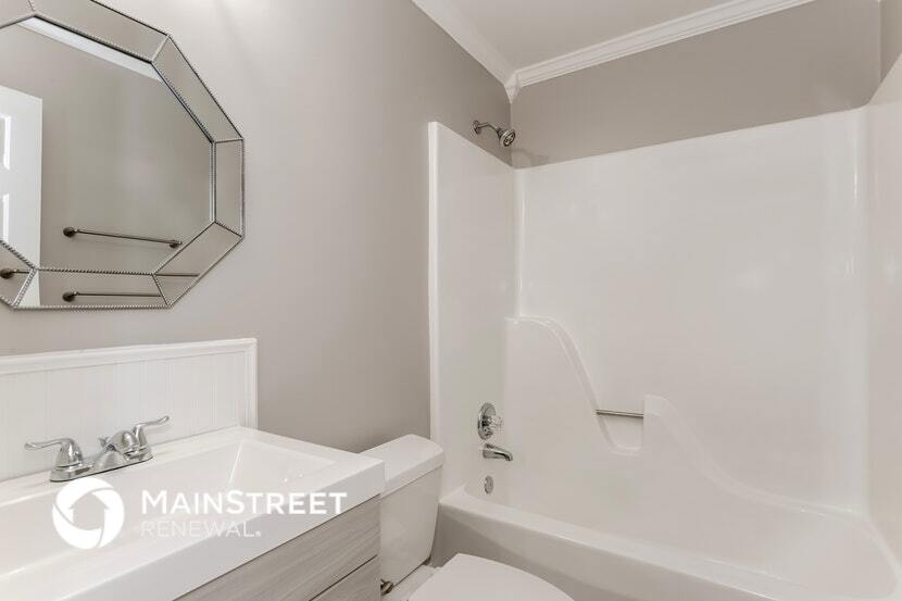 Building Photo - 1303 Bellingham Dr