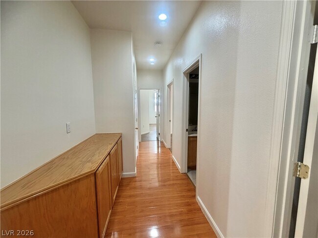 Building Photo - 8234 Heather Rock Ct