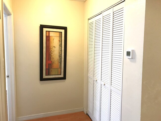 Building Photo - 149 Springwood Cir