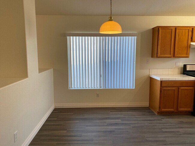 Building Photo - 8029 Sierra Largo Dr