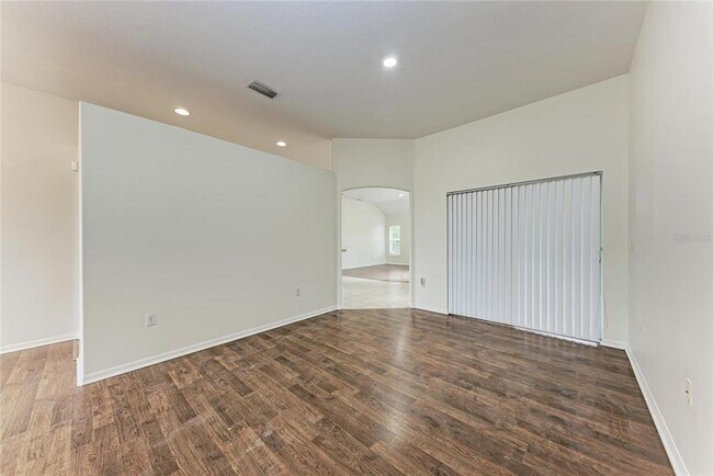 Building Photo - 3219 58th Terrace E