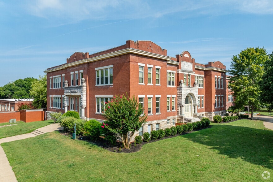Primary Photo - The Penn Warren