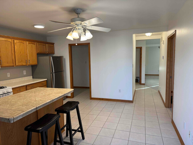 Building Photo - 1618 Beech Dr