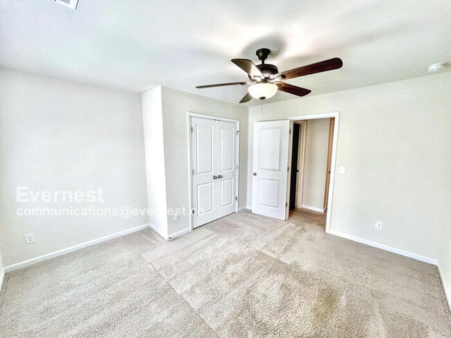 Building Photo - 4708 Fairfax Dr