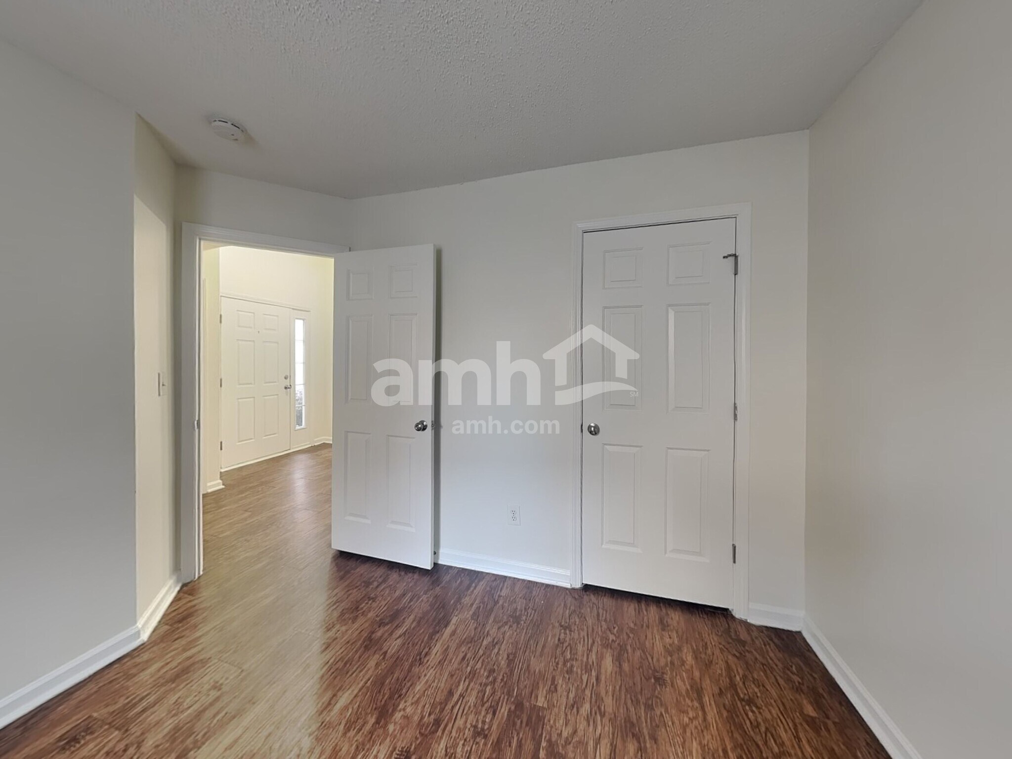 Building Photo - 2612 Bricker Dr