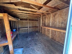 Building Photo - 305 Gibbs Rd