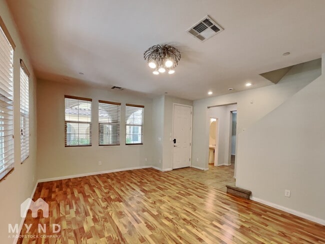 Building Photo - 8456 Insignia Ave