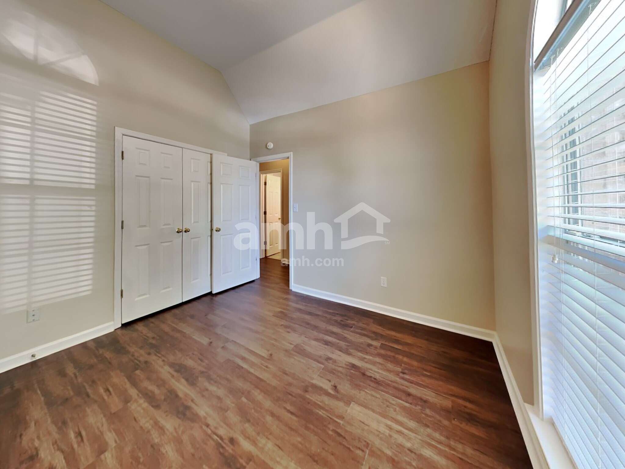 Building Photo - 1616 Sawmill Creek Ln