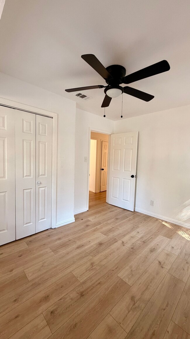 Building Photo - 3416 Sunnydale Ln