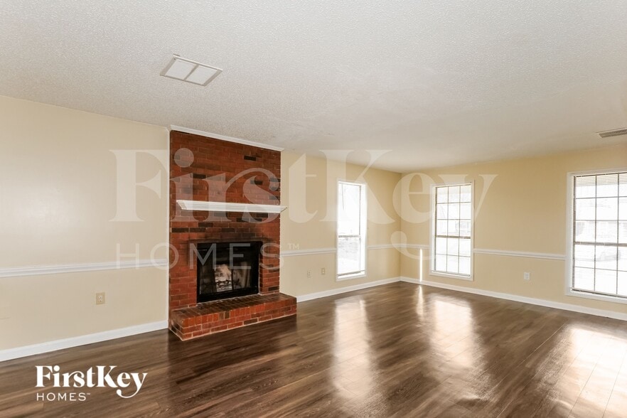 Building Photo - 5966 Anchuca Cove