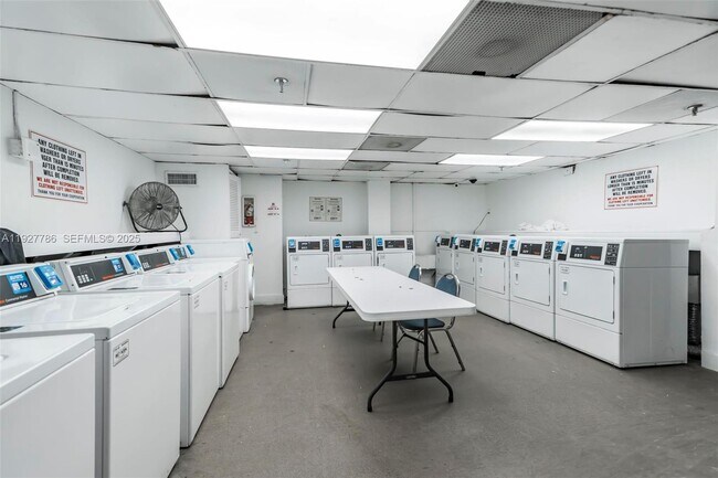 Building Photo - 19201 Collins Ave