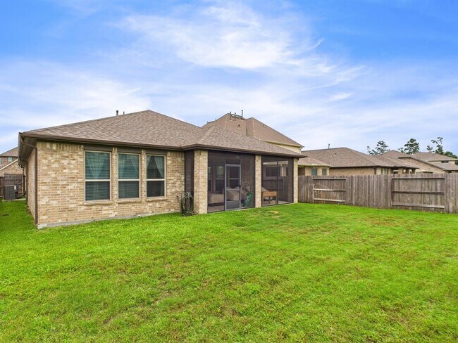 Building Photo - 3830 Fleetwood Falls Ln