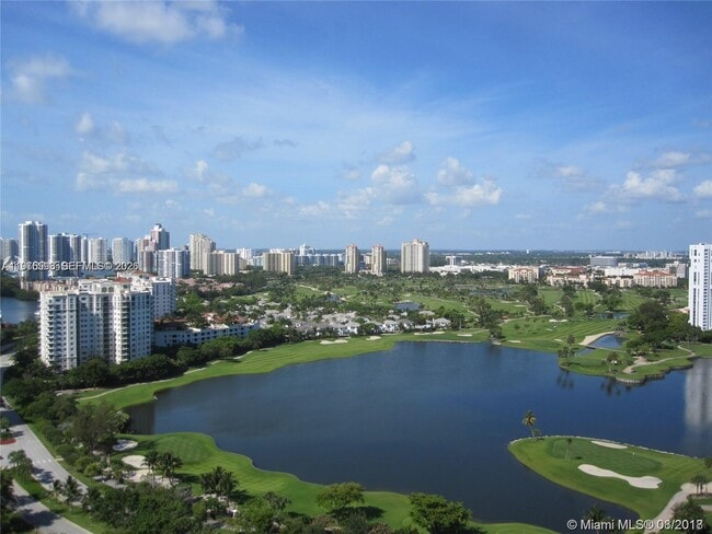 Building Photo - 20281 E Country Club Dr