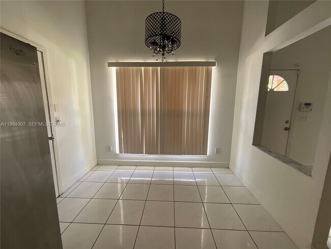 Building Photo - 1780 SW 84th Ave