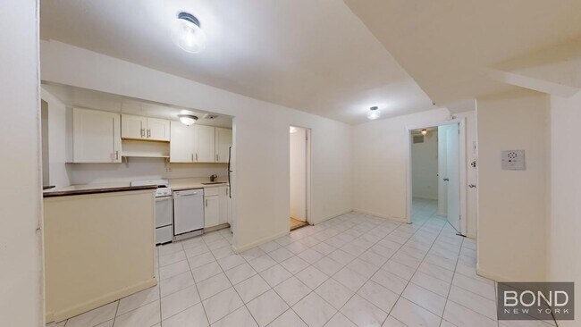 Primary Photo - 286 W End Ave