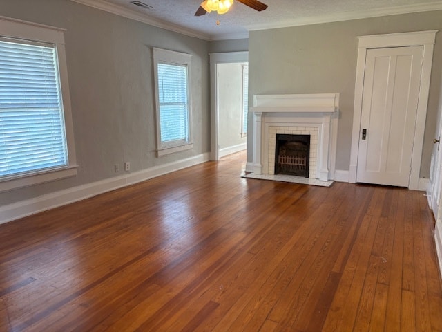 Building Photo - 305 E Lytle St