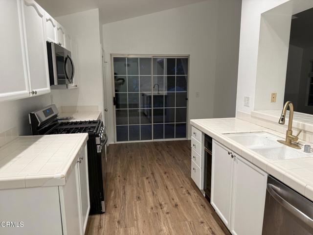 Building Photo - 1321 Jamaica Ln