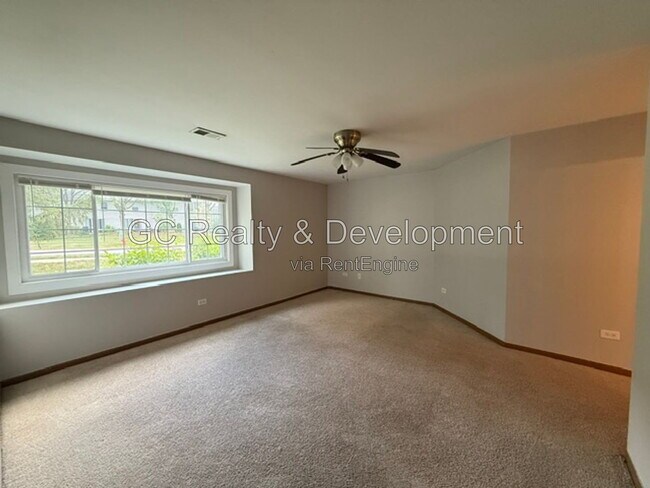 Building Photo - 2856 Heatherwood Dr