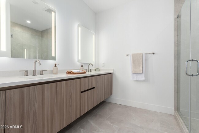 Building Photo - 19355 N 73rd Way