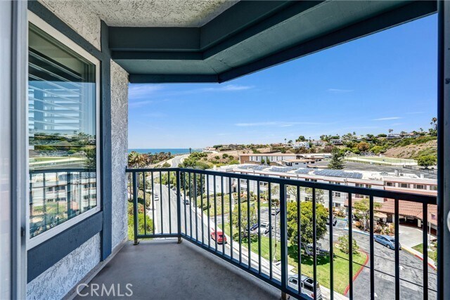 Building Photo - 134 Avenida Presidio