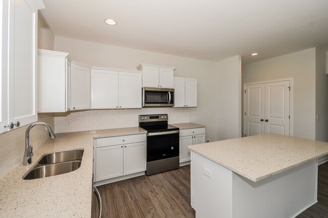 Floorplan - Quinn Residences at Drayton Park - Savannah Quarters