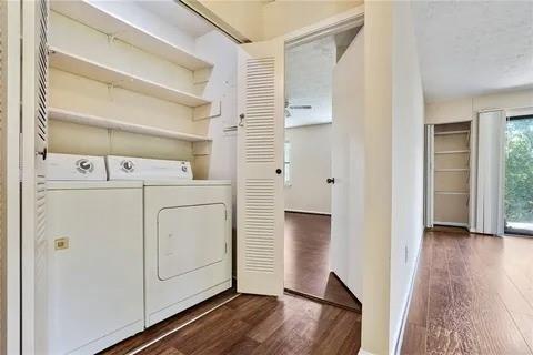 Building Photo - 76 Sandalwood Cir