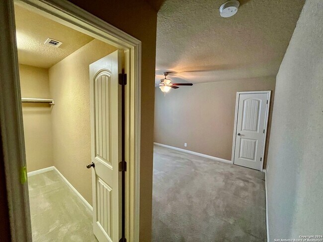 Building Photo - 3155 Sunset Cove
