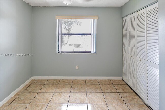 Building Photo - 14913 SW 104th St