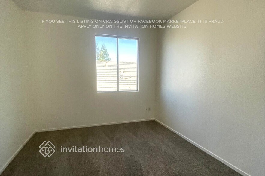 Building Photo - 8780 Loganberry Pl
