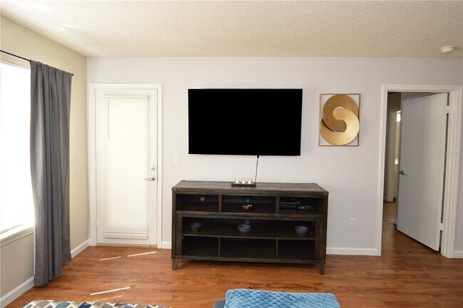 Building Photo - 11901 4th St N