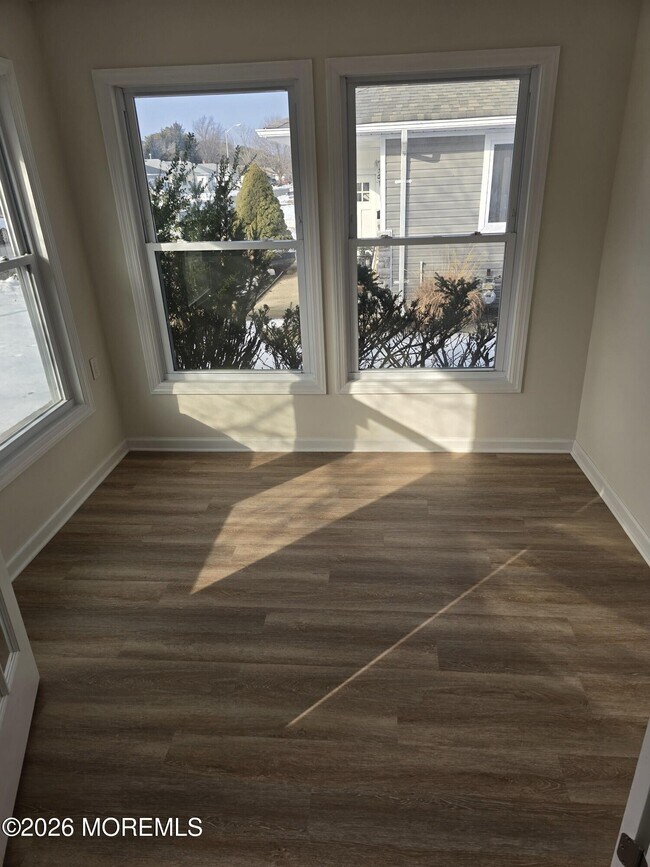 Building Photo - 420 St Thomas Dr