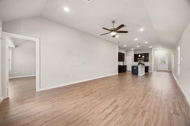 Building Photo - 21618 Coral Mist Dr