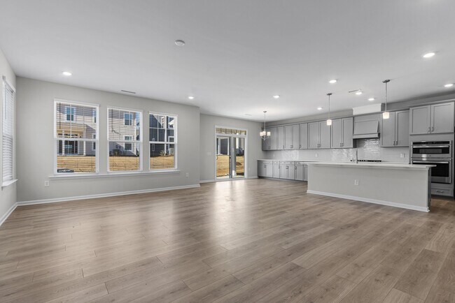 Building Photo - 2408 McKenzie Ridge Ln