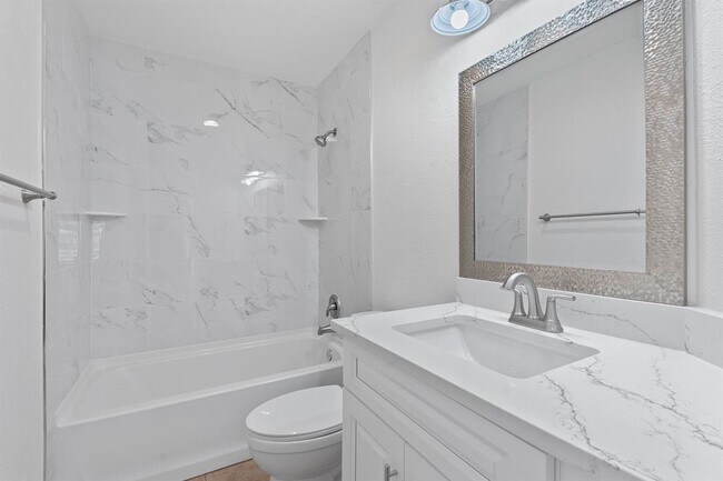Building Photo - 11500 Ruffed Grouse Dr