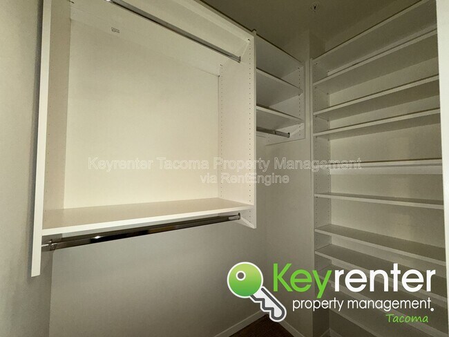 Building Photo - 3201 Pacific Ave