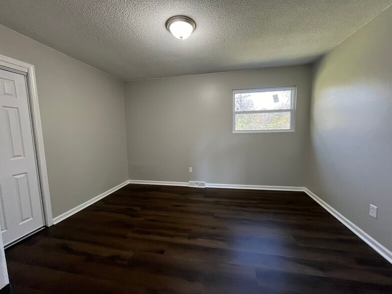 Building Photo - 2501 N 57th St