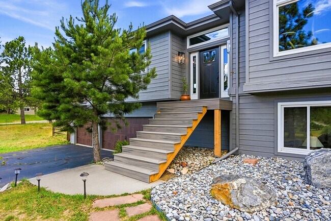 Building Photo - 1635 Muirfield Ln