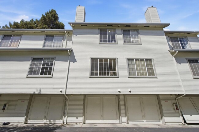 Building Photo - 991 Belmont Terrace
