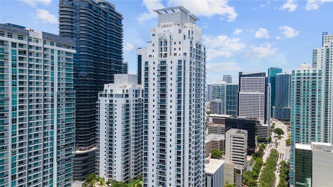 Building Photo - 1050 Brickell Ave