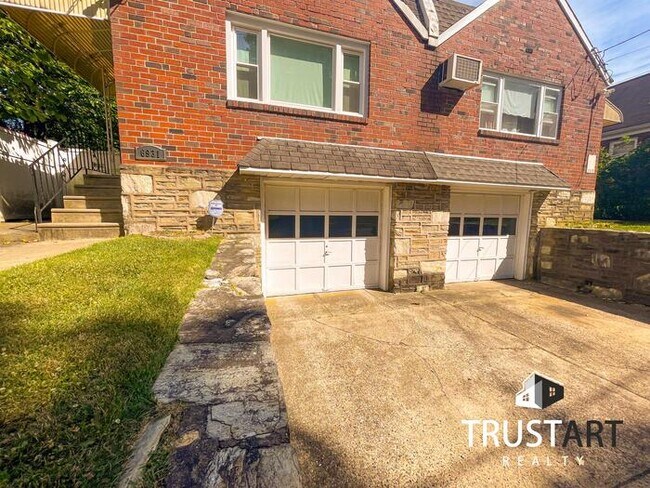 Building Photo - 2-bedroom house in Lawndale North East Phi...
