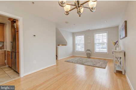 Building Photo - 2702 Stanton Rd SE